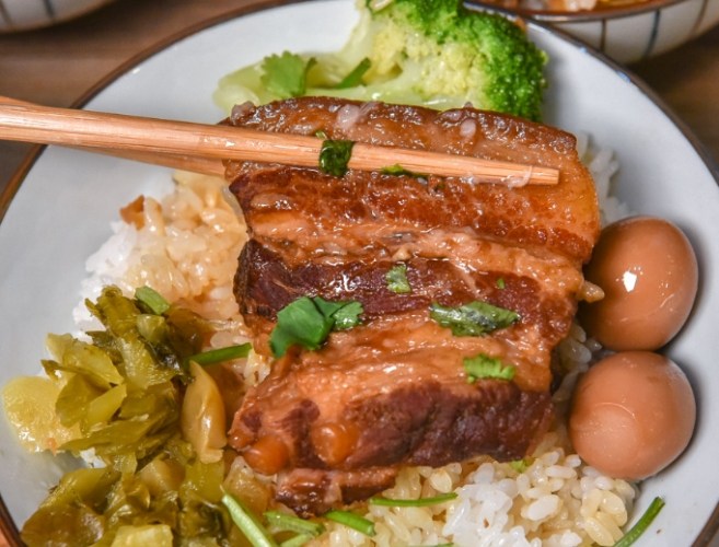 控肉飯熱量